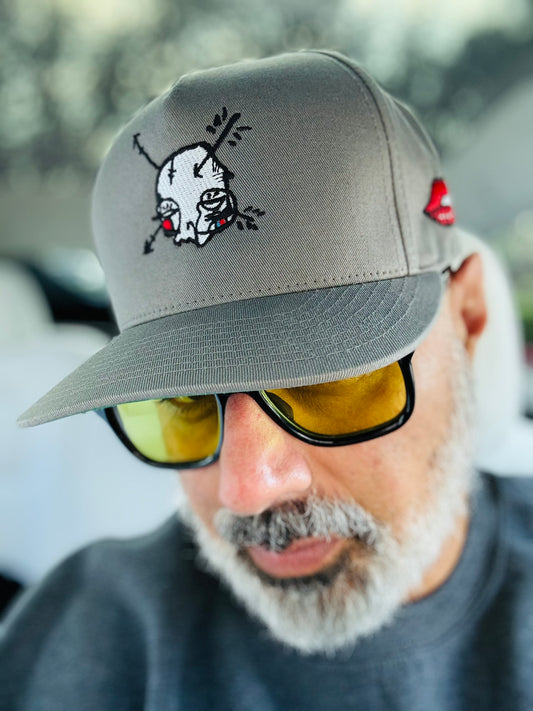 Sabet Skull 5-Panel Flat Bill Snap-Back Cap
