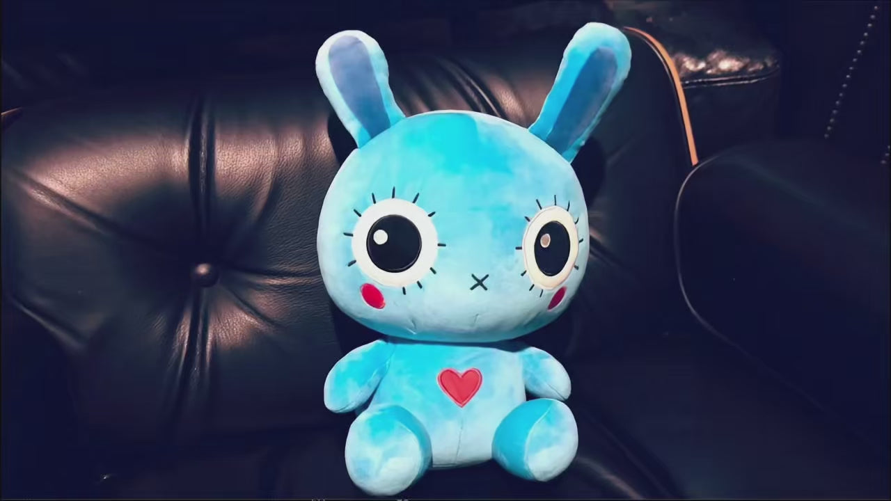 Pixopop Stitch Bunny Plushie – Ali Sabet | Sabet Art – ©Sabet